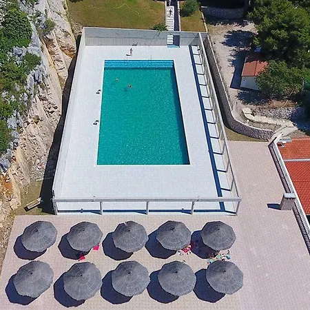 假日公园 Mobile Lucan