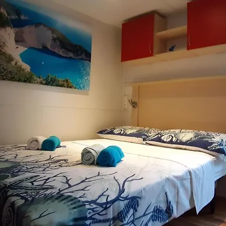 Mobile Lucan Holiday park 5*